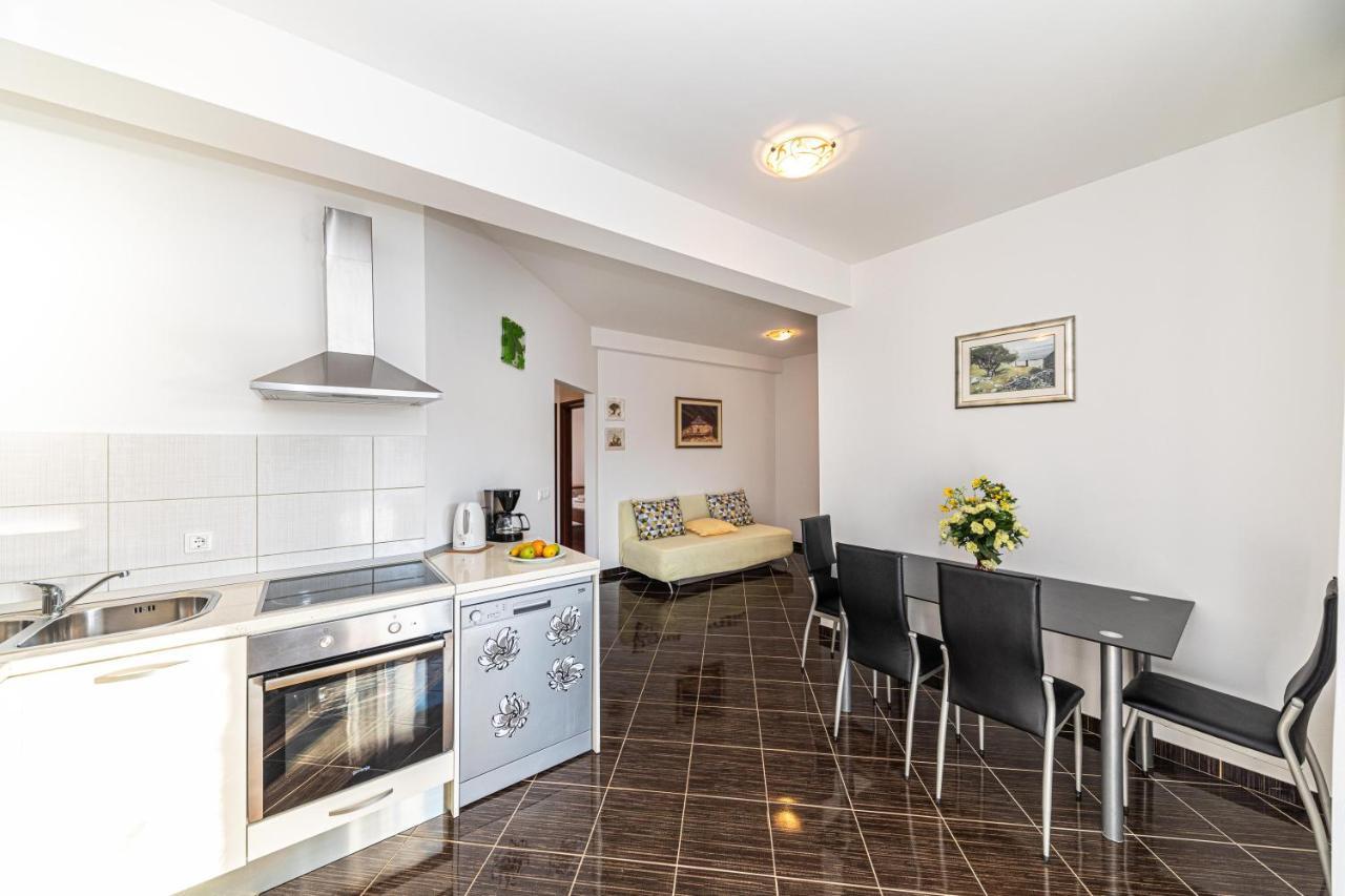 Rajcic Apartments Rogoznica  Exterior photo